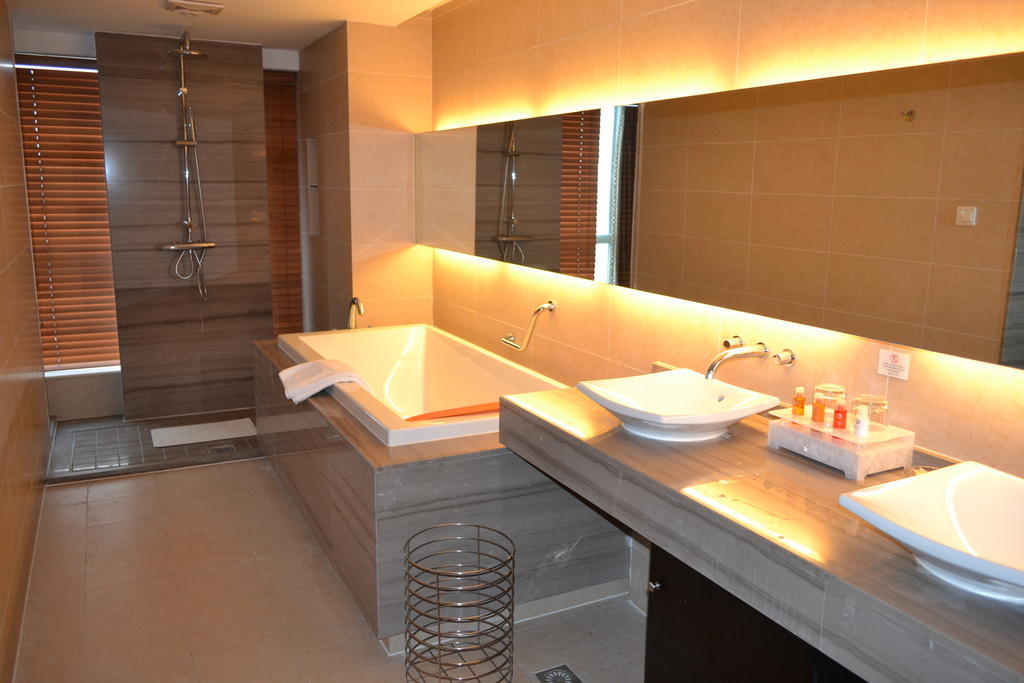 Dong Huang Hotel Beijing Exterior photo
